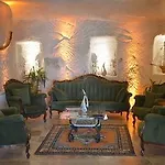 호텔 엘리트 케이브 스위트