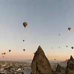 Отель Elite Cave