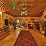 Elite Cave فندق غوريمِيه