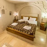 엘리트 케이브 스위트 2*