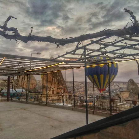 Elite Cave מלון 2*