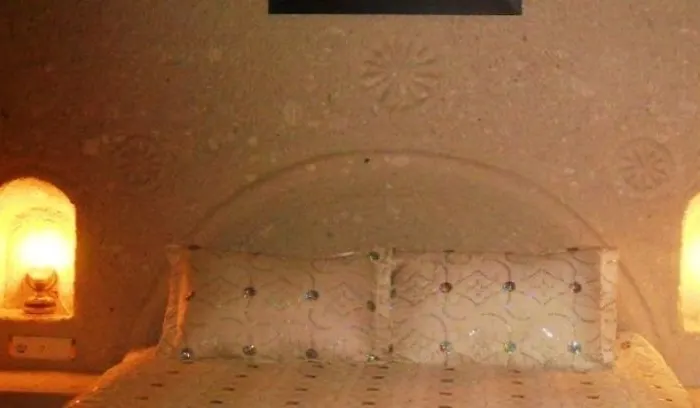 מלון Elite Cave 2*