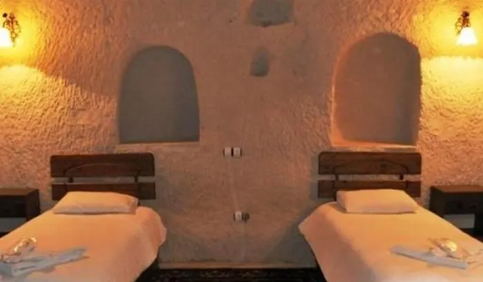 מלון Elite Cave 2*