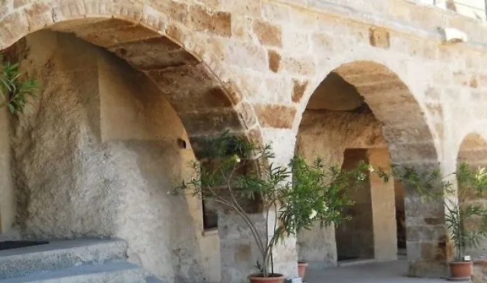 Elite Cave Ξενοδοχείο 2*