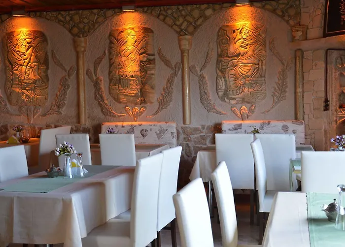 Elite Cave מלון גורמה