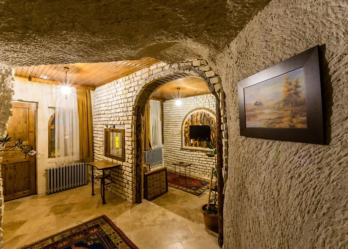 Elite Cave 2* Γκόρεμε